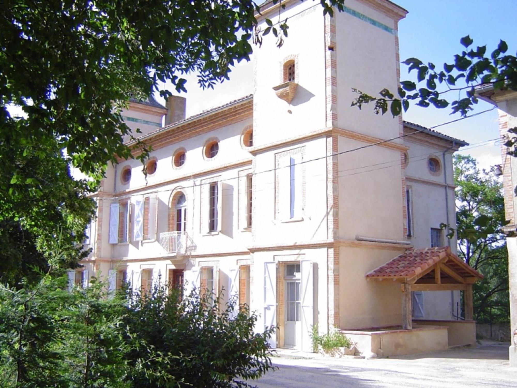 Le Moulin Du Carla Bed & Breakfast Lavaur  Exterior photo